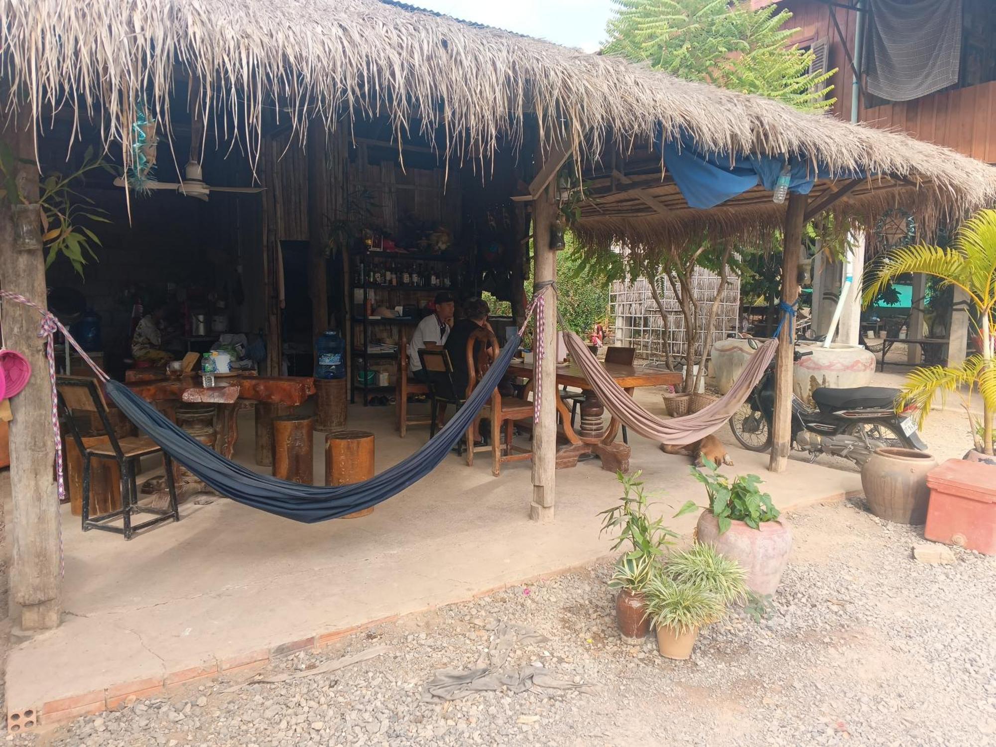 Family Batcave Homestay Battambang Kültér fotó