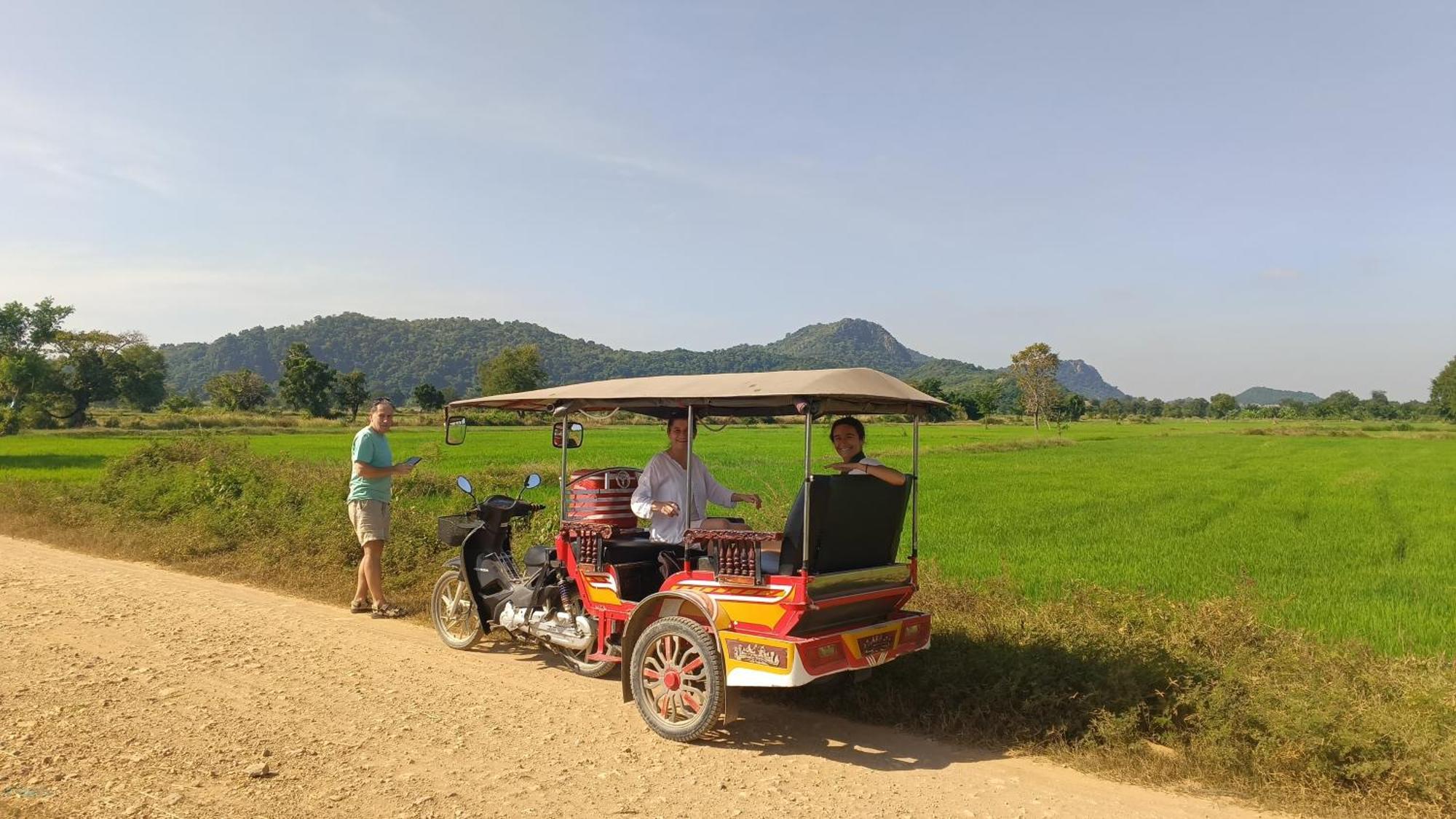 Family Batcave Homestay Battambang Kültér fotó