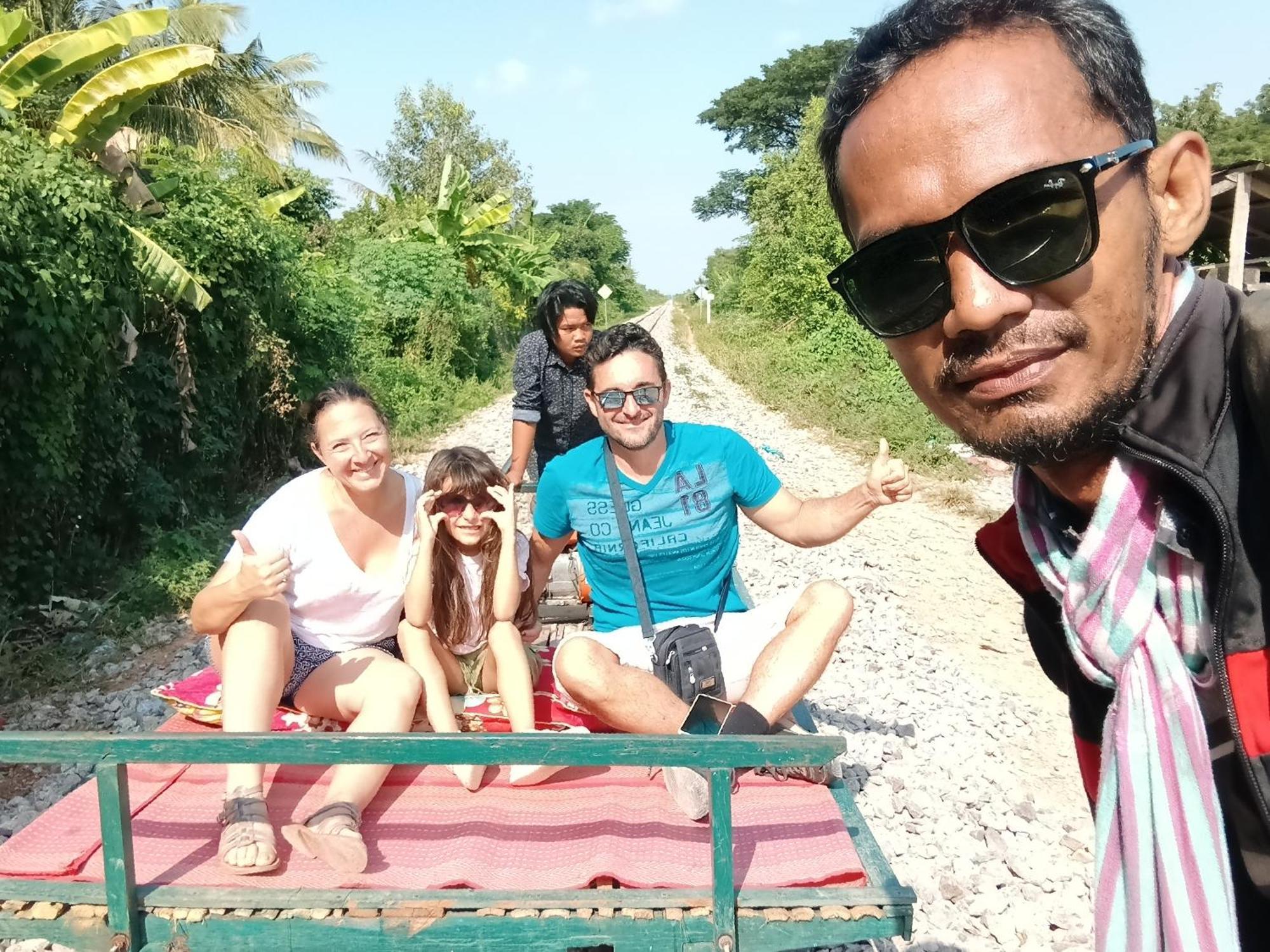 Family Batcave Homestay Battambang Kültér fotó