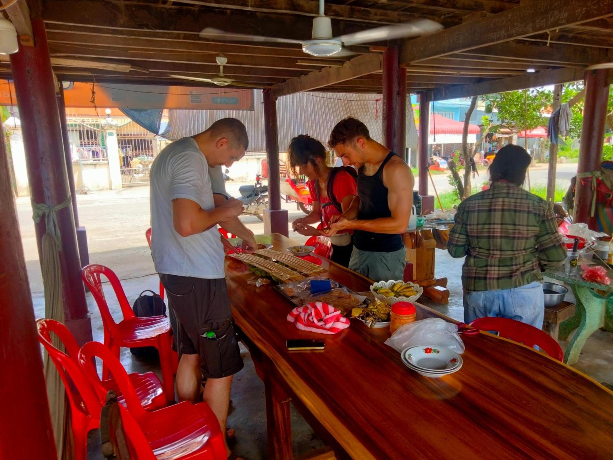 Family Batcave Homestay Battambang Kültér fotó