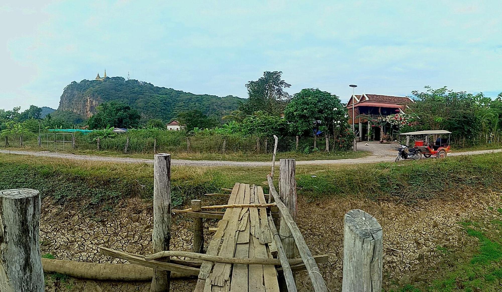 Family Batcave Homestay Battambang Kültér fotó