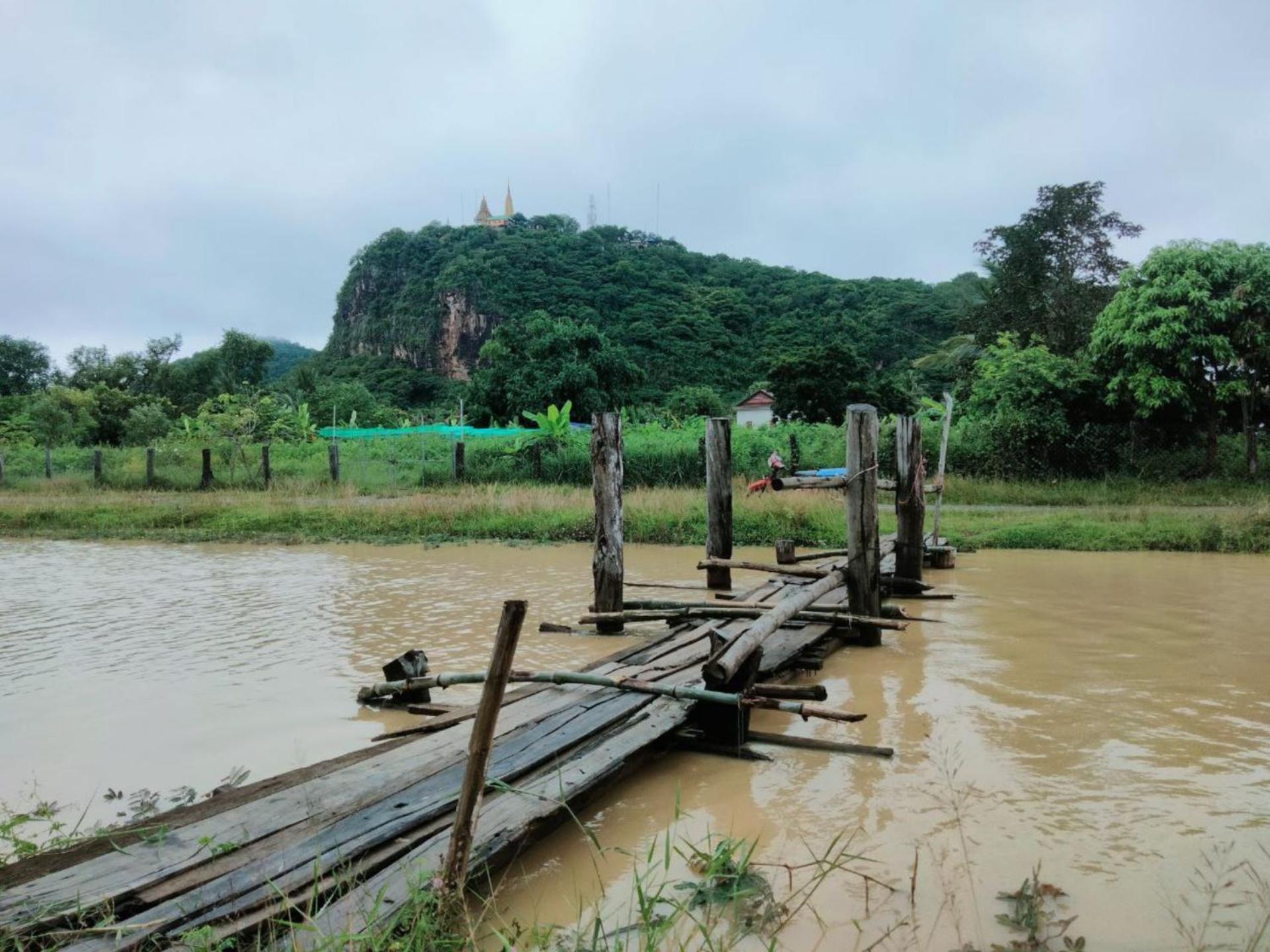 Family Batcave Homestay Battambang Kültér fotó